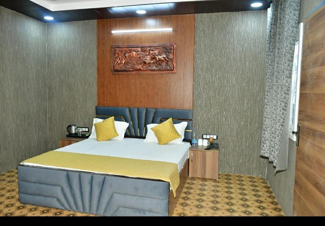 Hotel Pearl Residency Mukteshwar Exterior foto